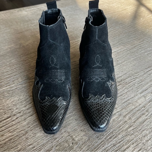 Zara short cowboy boot - Picture 1 of 8